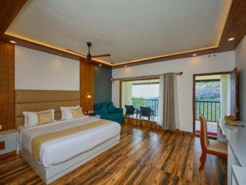 TEA PLANTATION VIEW SUITE ROOM
