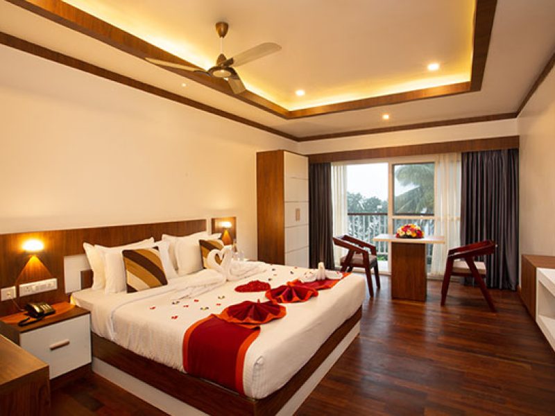 SUPERIOR ROOM WITH BALCONY