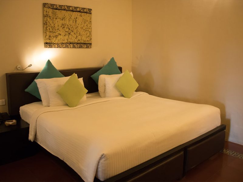 SUITE ROOM