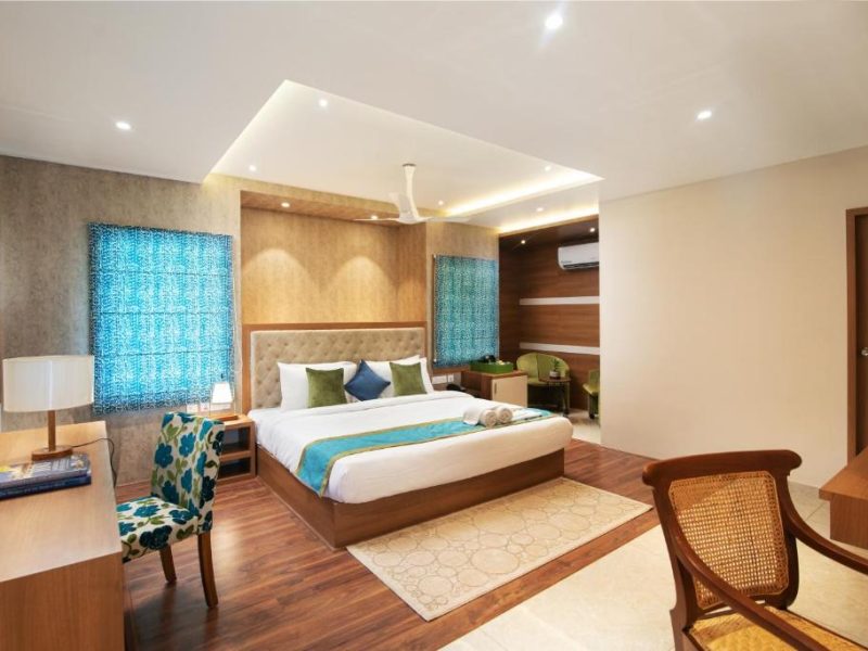 SUITE ROOM