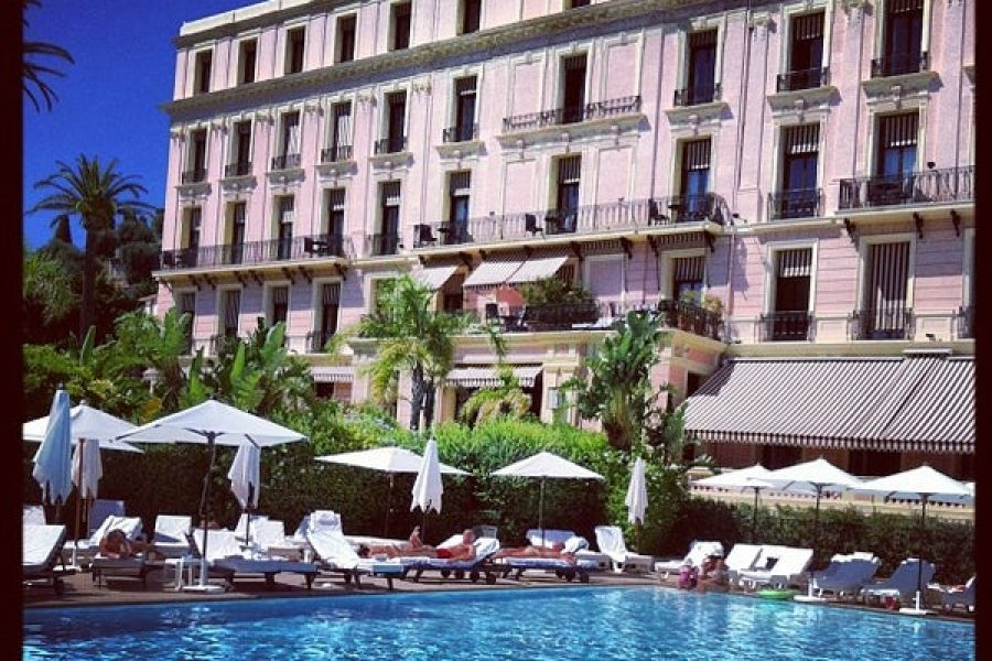 ROYAL RIVIERA