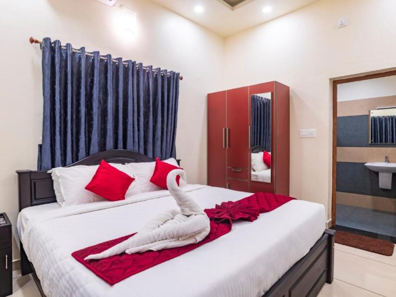 DELUXE DOUBLE ROOM