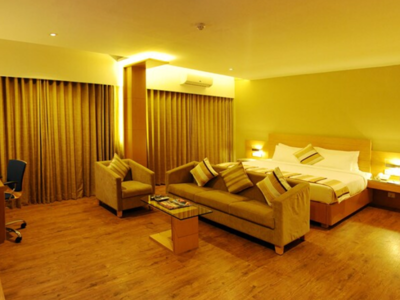 SUITE ROOM