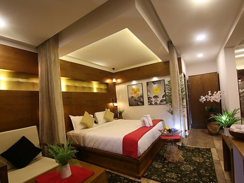 LUXURY SUITE