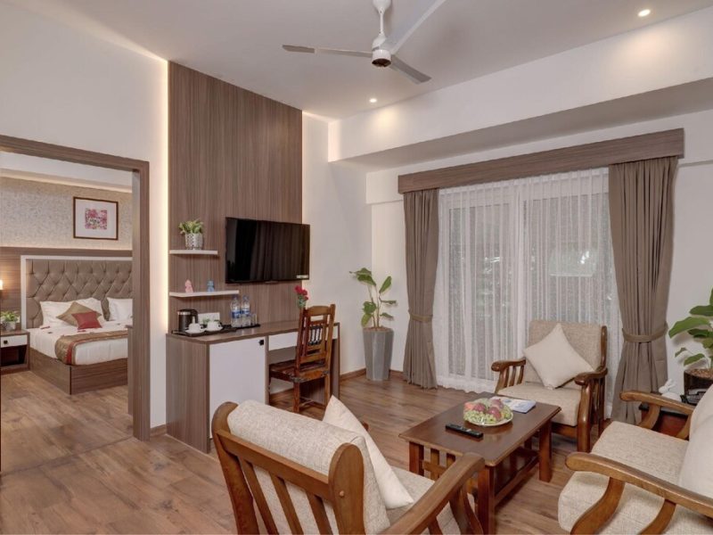 SUITE ROOM