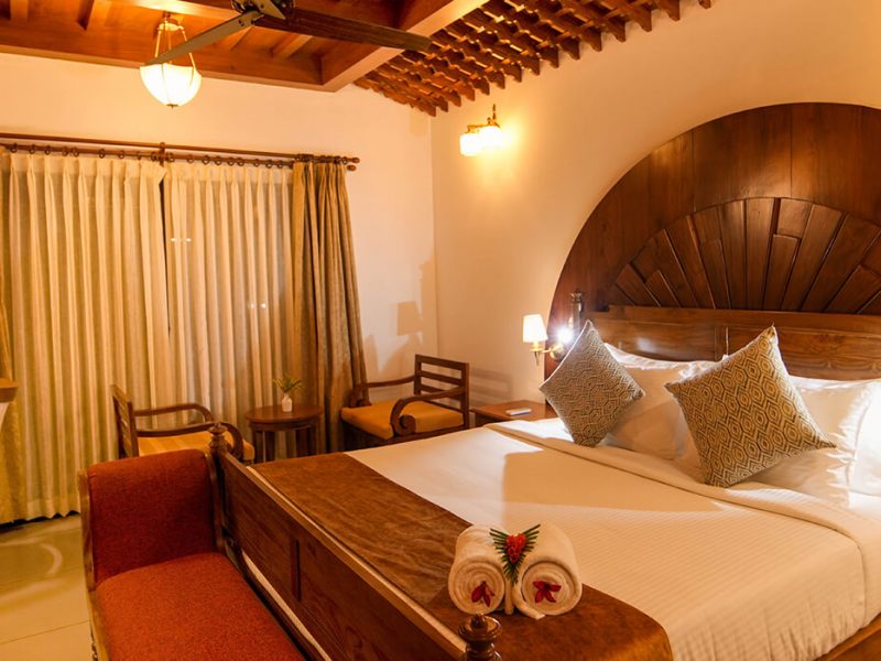 DELUXE ROOM