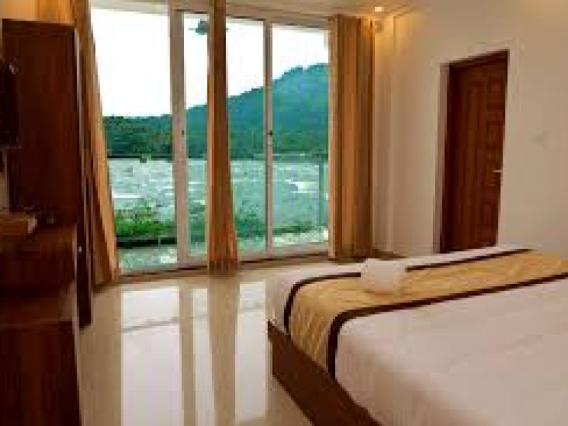 SUITE ROOM