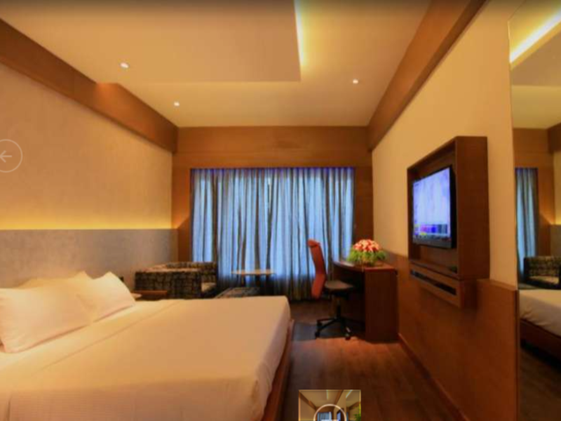 DELUXE ROOMS