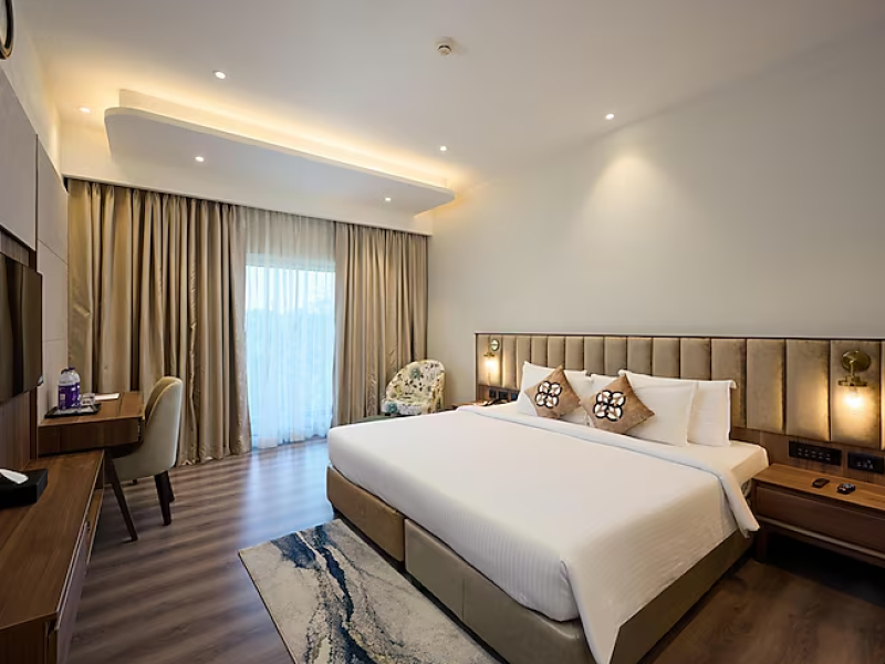 FLORA SUITE